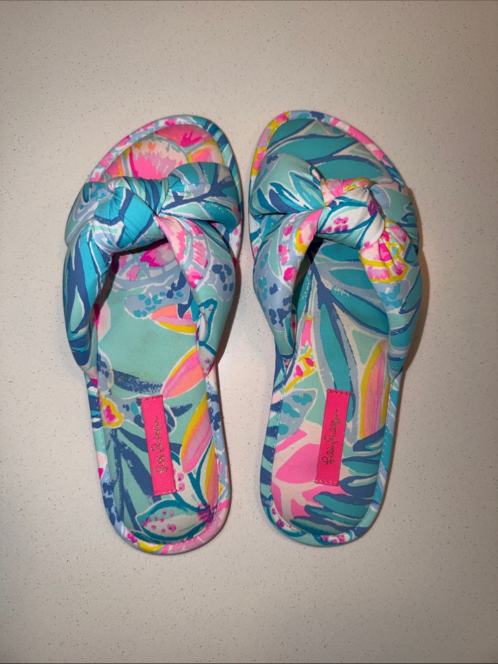 Lilly Pulitzer Pool Flip Flops Size S/M